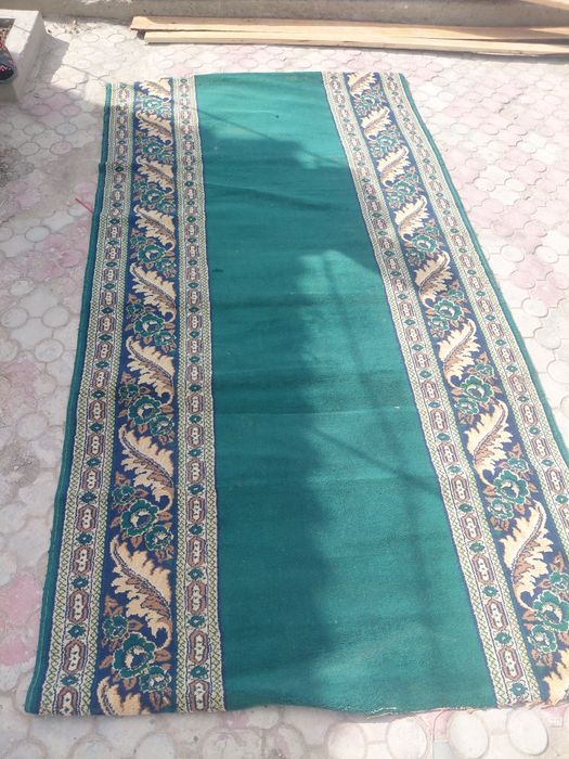 Ұстанған кілемдер  сатамын