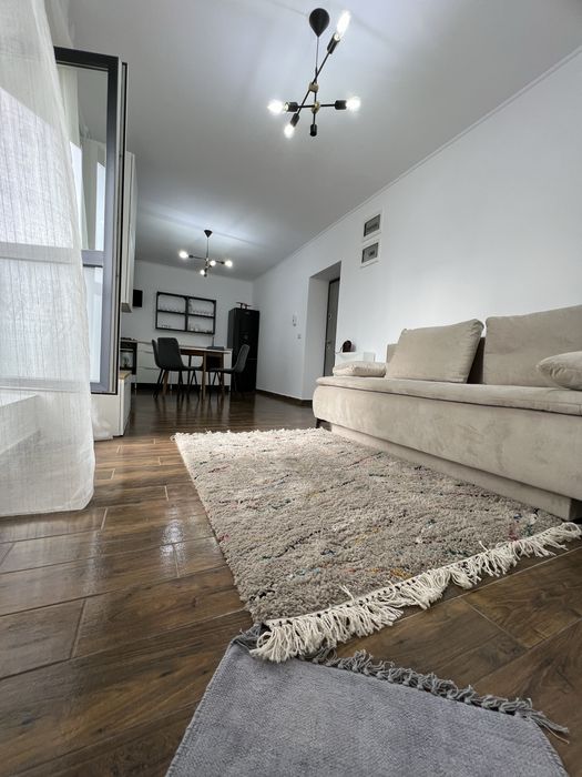 Apartament tip studio cu parcare privata