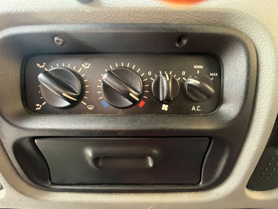 Renault Master 2005 2.5 Diesel