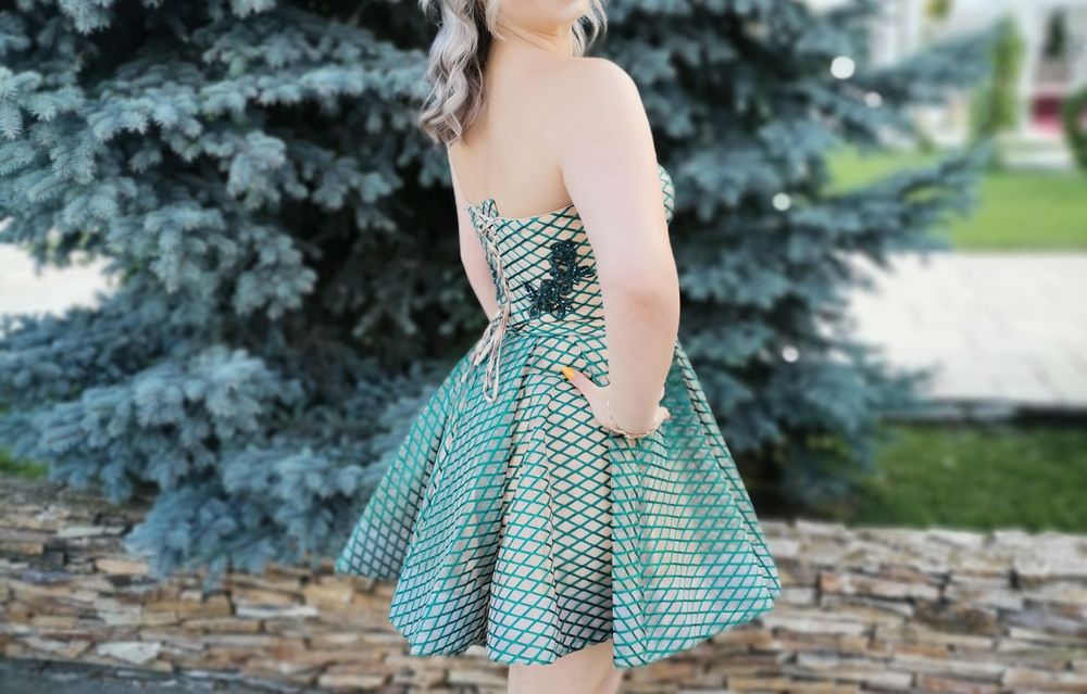 Rochie mini cu corset