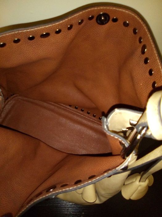 Продавам дамска маркова чанта „VERNIKA”