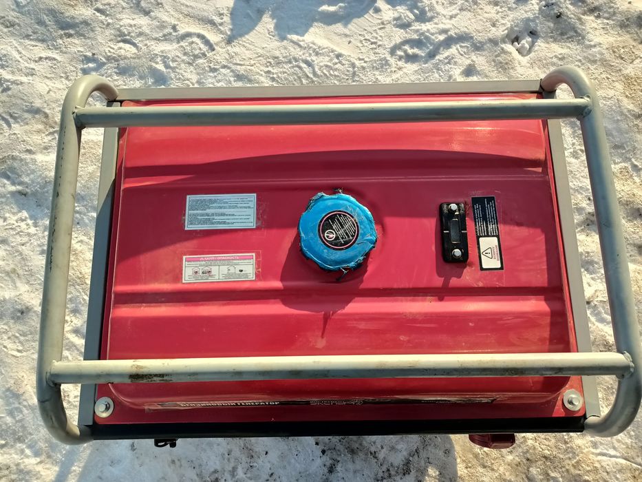 Бензиновые генератор (ЭКСПЕРТ)продам,