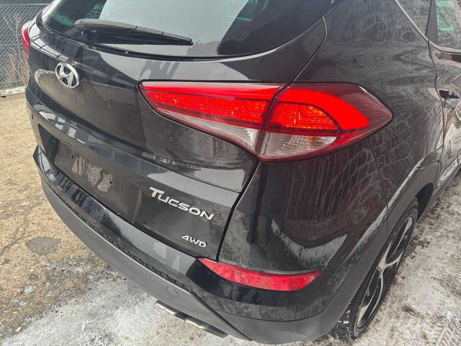 stop dreapta si piese hyundai tucson 2016 din dezmembrari
