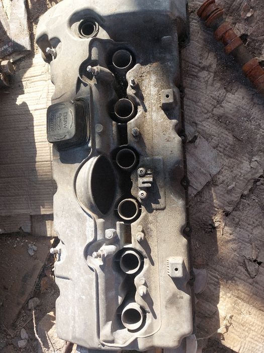 Капак на клапаните Bmw e90 325i 218кс бмв е90 n52b25