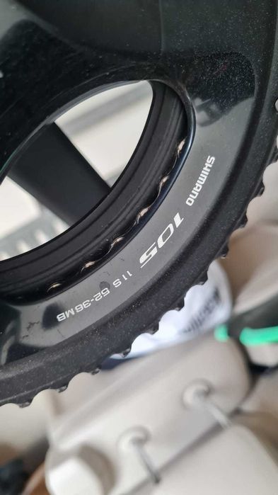 B’TWIN ULTRA CF – Carbon | Shimano 105 | 7.5 kg | Mavic Aksium