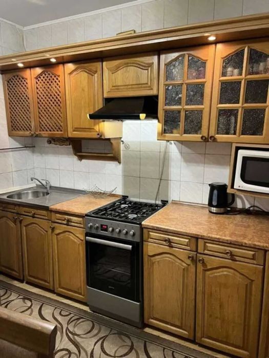 Дава се под наем Двустаен апартамент в София, Зона Б-18 - 65 кв.м за 433.5 € - Снимка #2