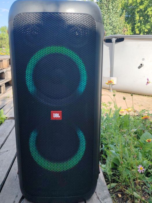 JBL partybox 300