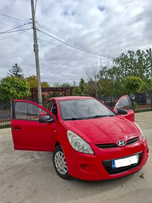 Hyundai i20 Mașină de oraș, consum redus și întreținuta.