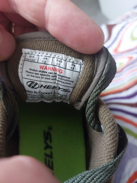 Adidasi cu role HEELYS