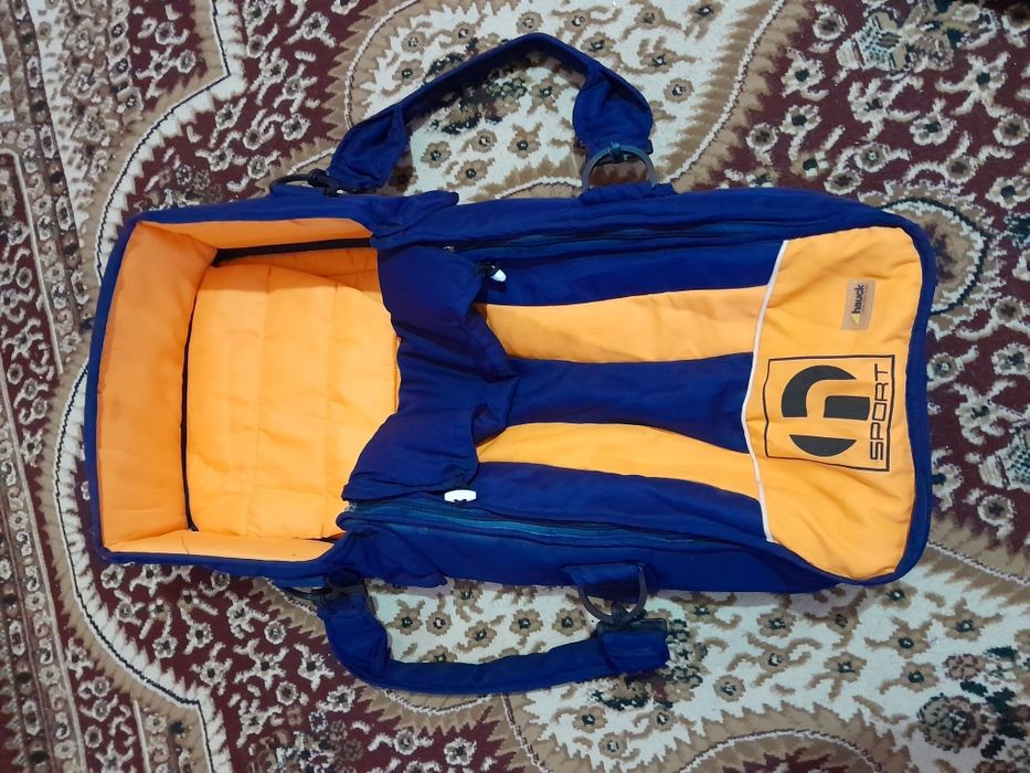 Продаётся переноска для ребёнка в отличном состоянии?