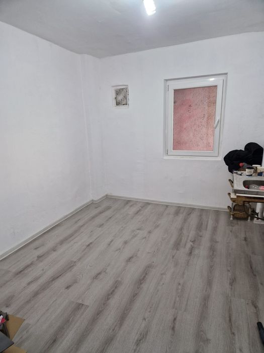 Sub 1000 E/mp - Apartament 4 camere