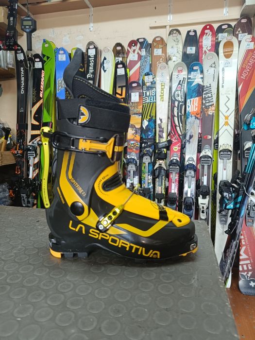 НОВИ Туринг freeride комбинирани  ски обувки по 400 лв.