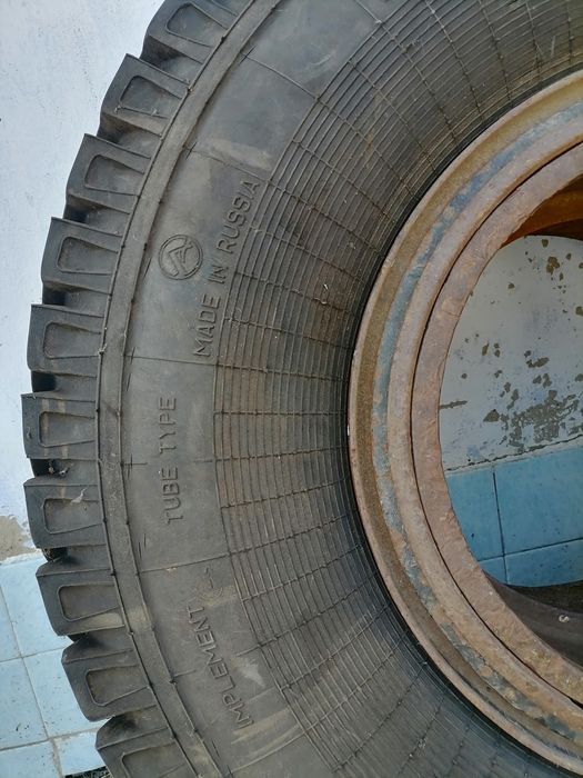 Продам колесо на ПТС 9--12