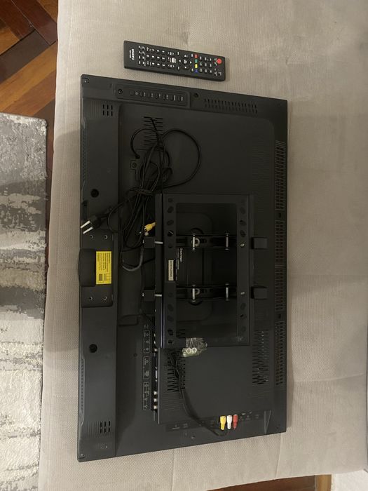 Телевизор Hisense диагональ 32 б/у 81см