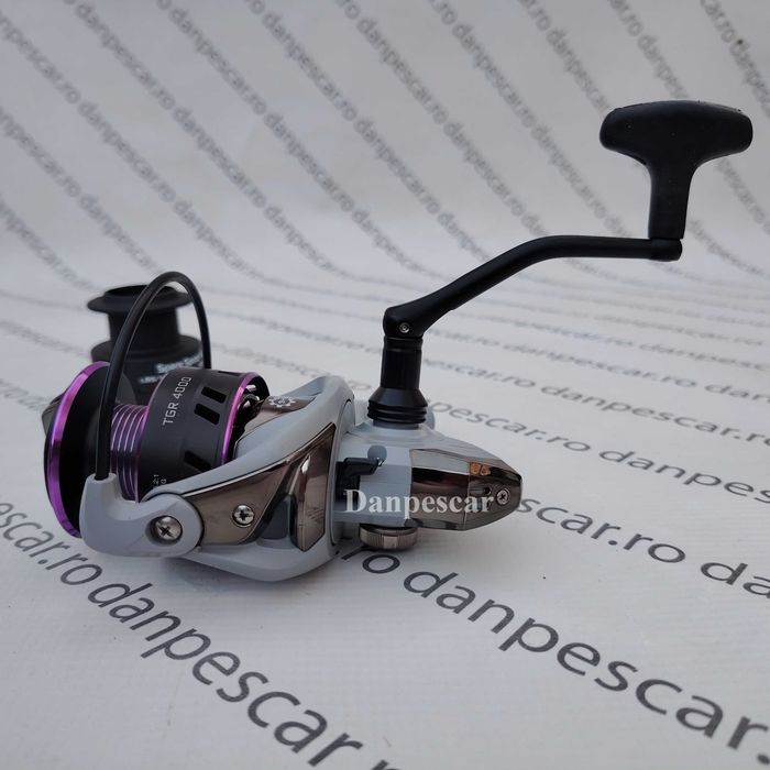 Mulineta WINDBLADE CRAP si Feeder TGR4000 capacitate 0,30/205 metri