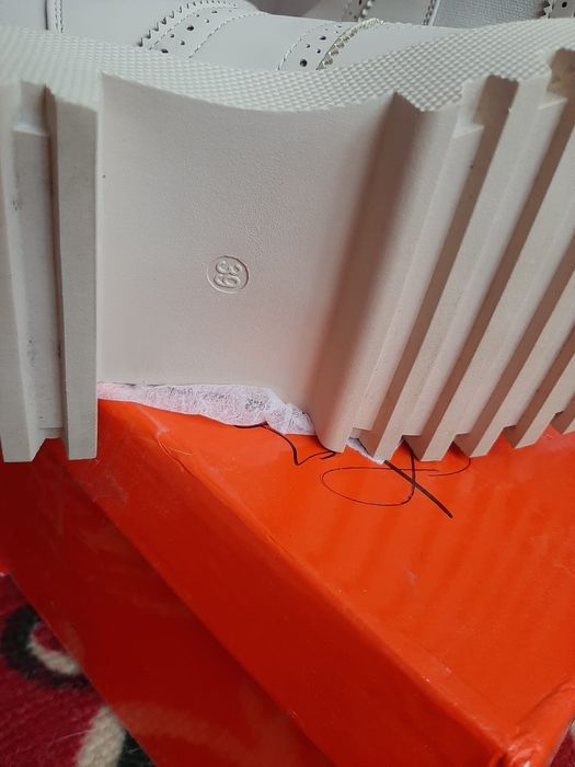 Зимние ботинки женские