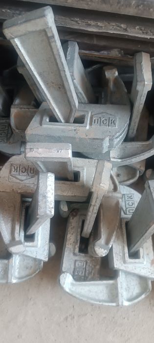 Замок для опалубки тага