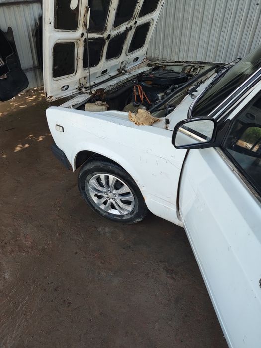Vaz 2107 satiladi yili 2005