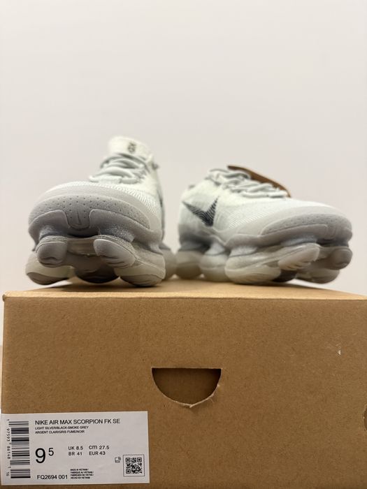 Nike Air Max Scorpion Flyknit SE - 43