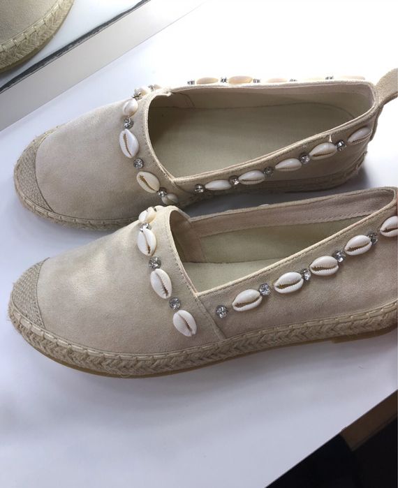 Дамски летни обувки (еспадрили)