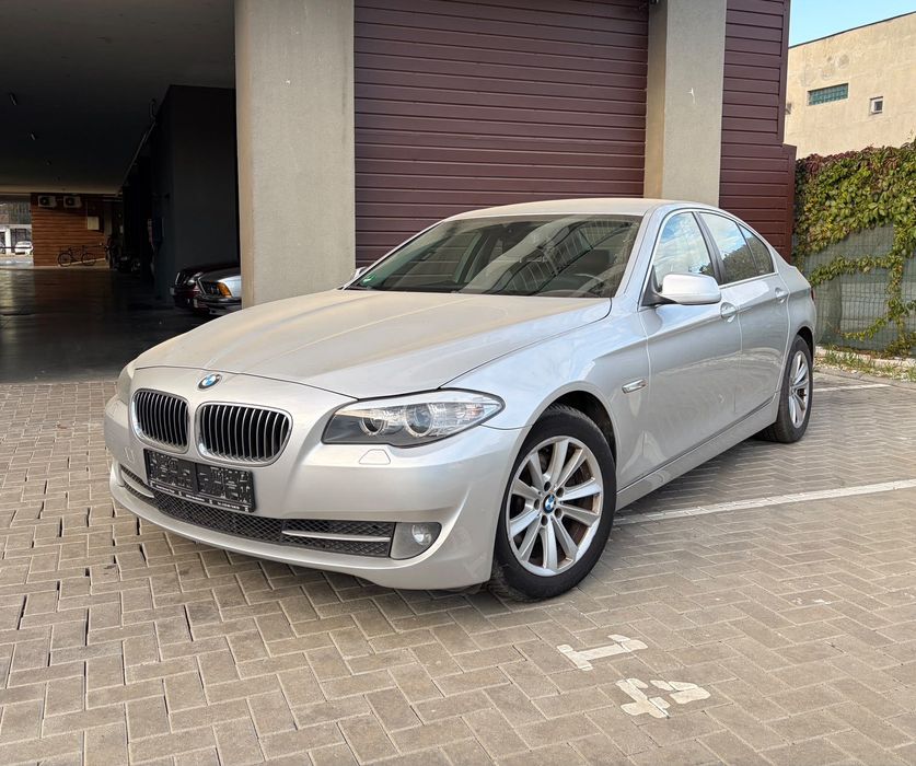 BMW Seria 5 2011 — imagine 2
