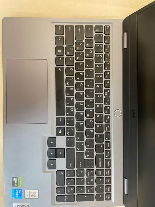 Ноутбук Lenovo LOQ 15IRX9