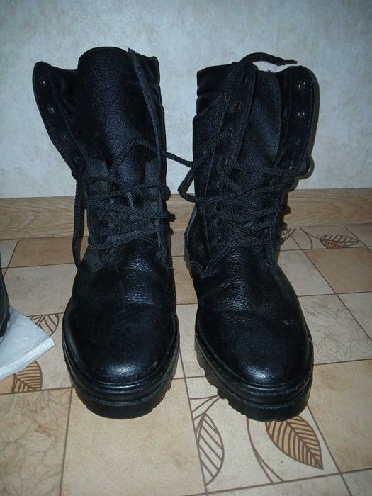 продам новые батинки  берци