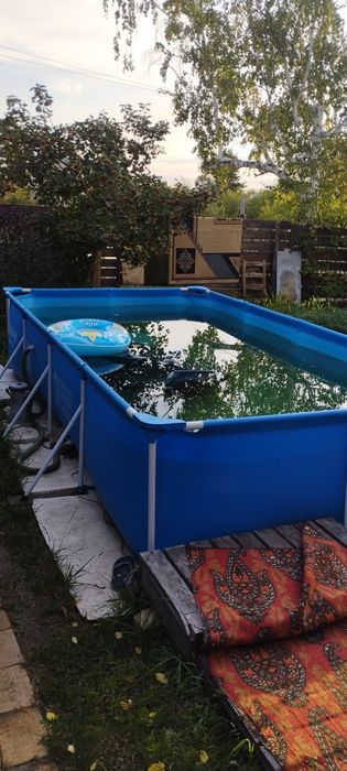 Продам бассейн каркасный почти новый