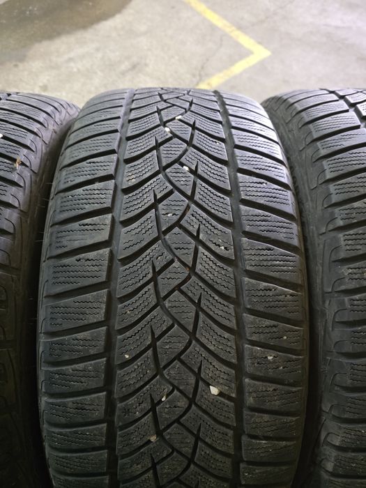 4 anvelope 245 45 R 18 Goodyear iarna