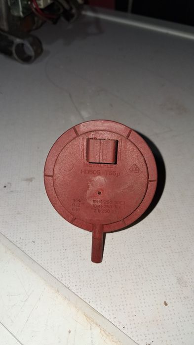 Продам стиральную машину.