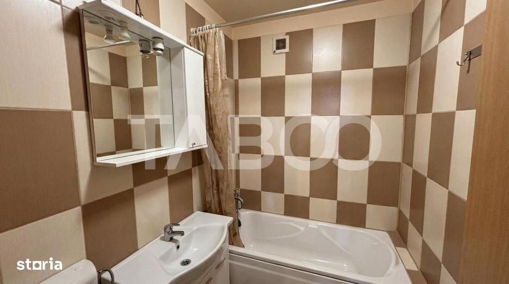 Apartament de vanzare cu 4 camere 103 mpu+ balcon zona Turnisor Sibiu