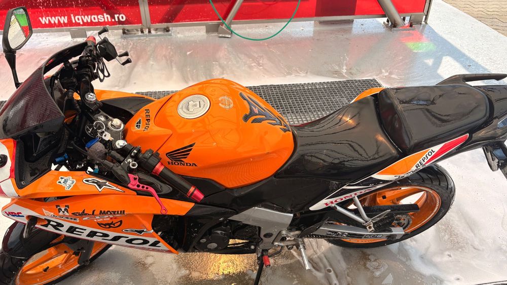 honda cbr 125r 2015