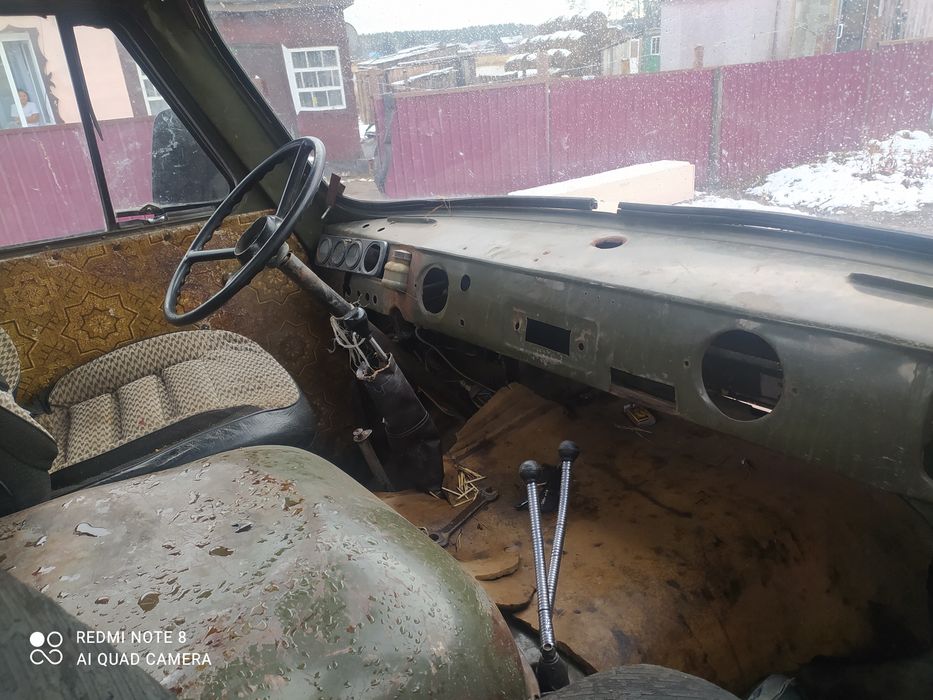 Вазик на ходу срочно продам