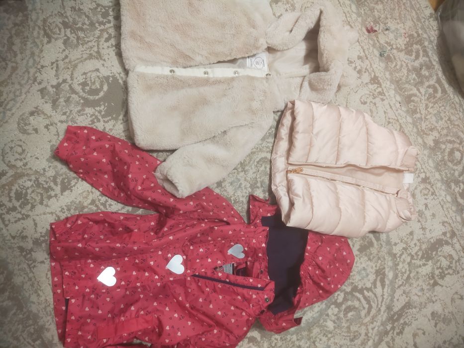 Продаю детские вещи.
