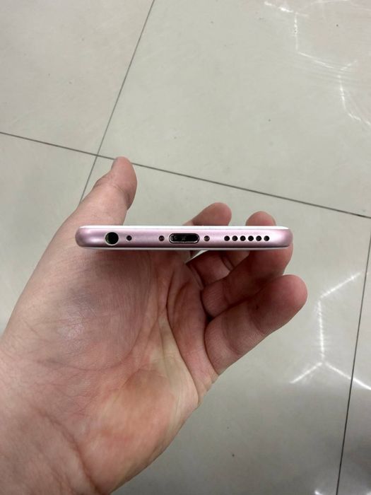 продам iPhone 6s