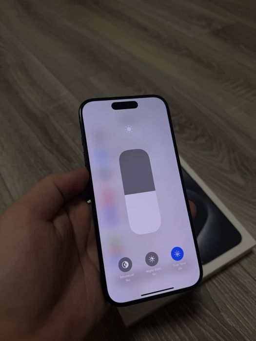 Vand iPhone 15 Pro - 128 GB - Excelent - Blue