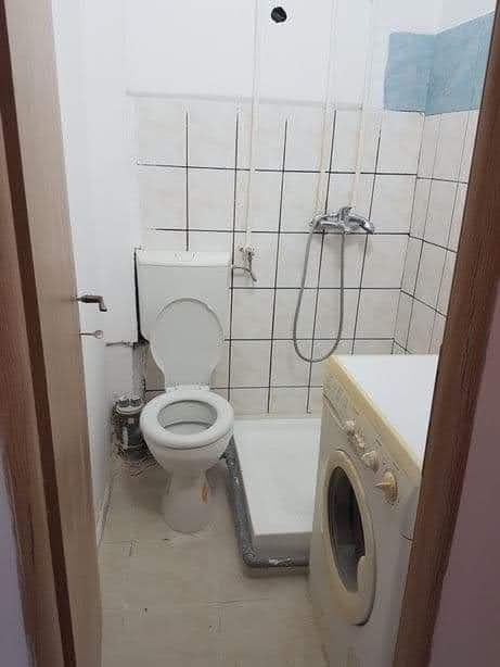 Vând garsonieră in zona Modern
