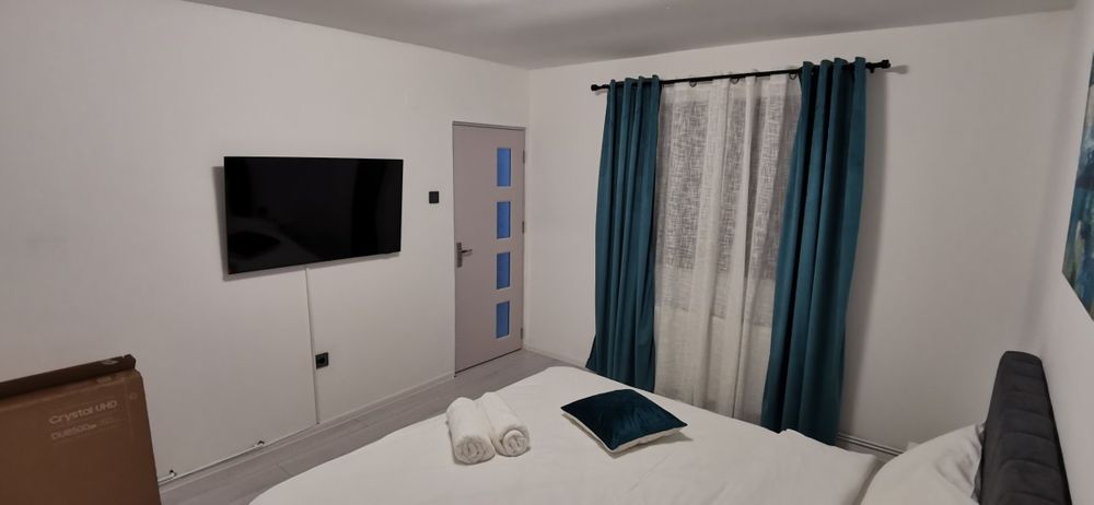 Închiriez Apartament open space