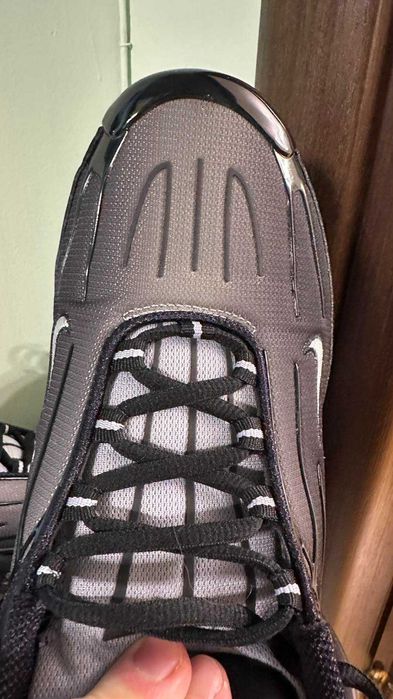 Продавам нови маратонки Nike air plus 3