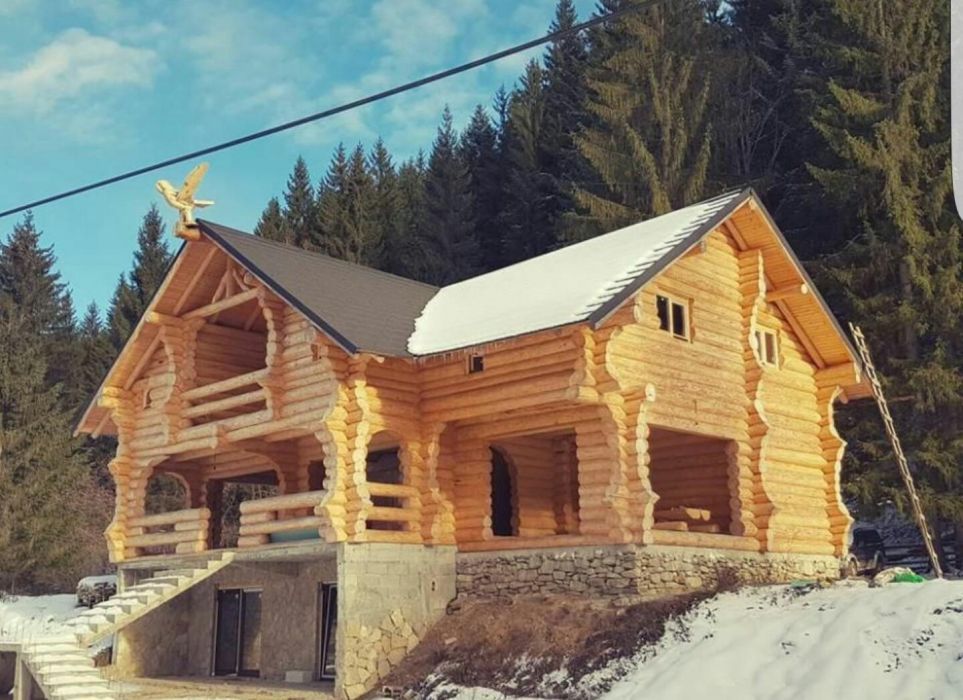 Case din lemn rotund,cabane din lemn,foisoare din lemn rotund bustean