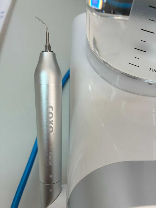 Апарат за почистване на зъбен камък и полиране Coxo PT Master