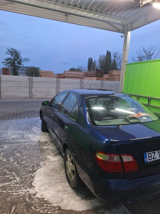 Vand Nissan almera