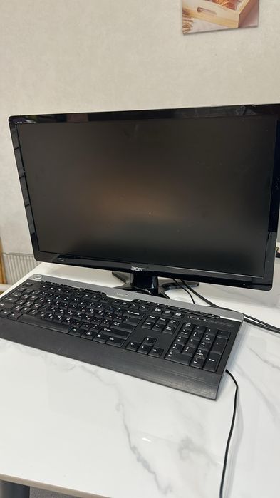 Продам монитор  acer в хорошем состоянии