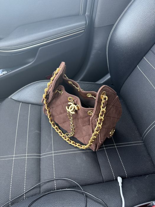 Geanta Chanel 25 mini maro piele intoarsa