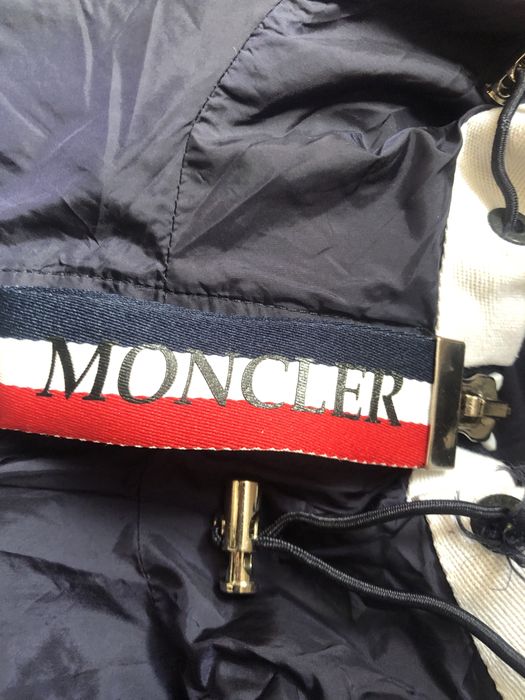 Geaca Moncler ,,M”