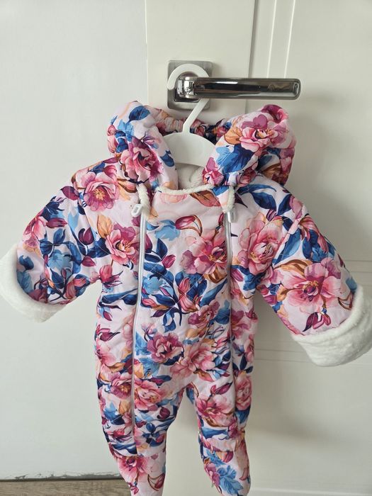 Продам демисезонный комбинезон