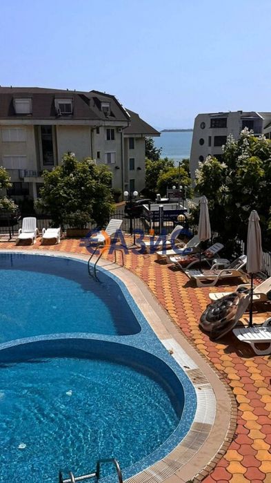 Продава се Тристаен апартамент в Свети Влас - 100 кв.м за 714 €/кв.м - Снимка #2