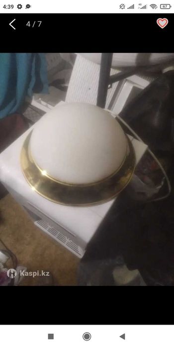 Срочно продам люстры