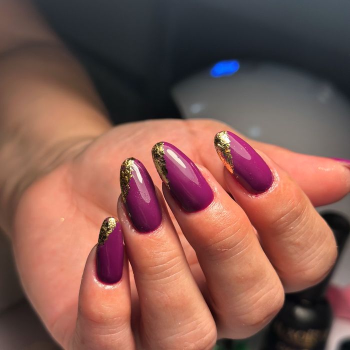 MANICHIURA oja semipermanenta si constructie gel