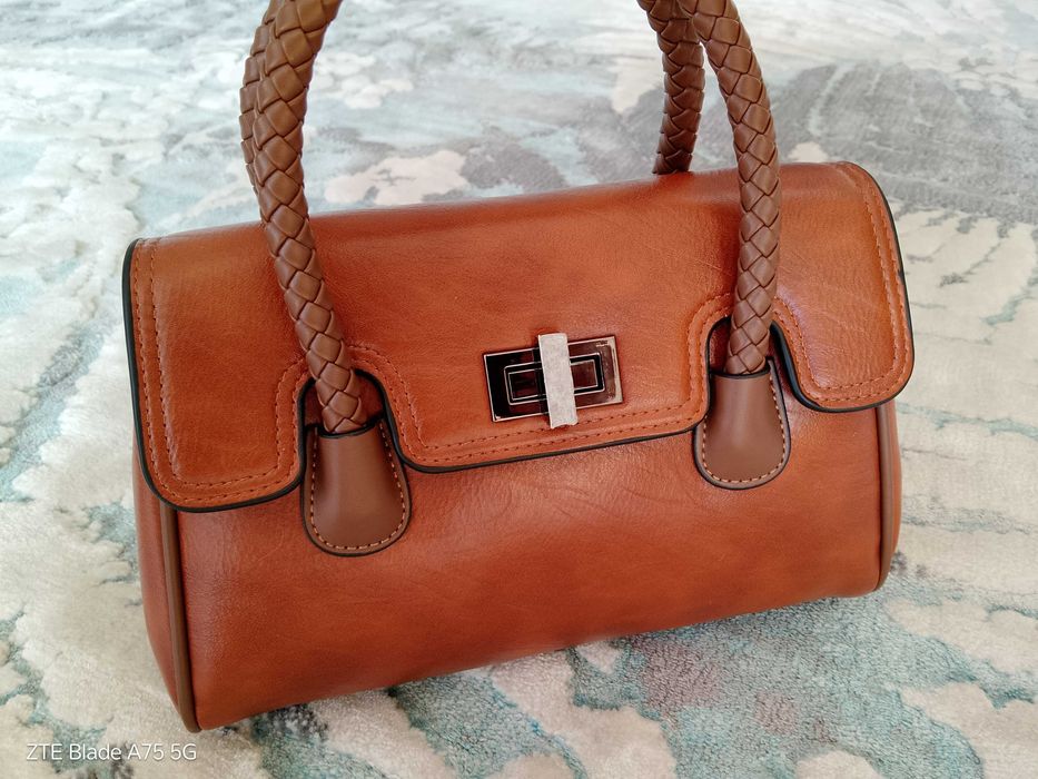 Geanta poseta dama piele naturala noua